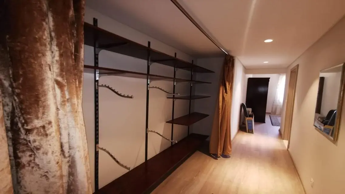 For sale apartment in Mivida Compound
