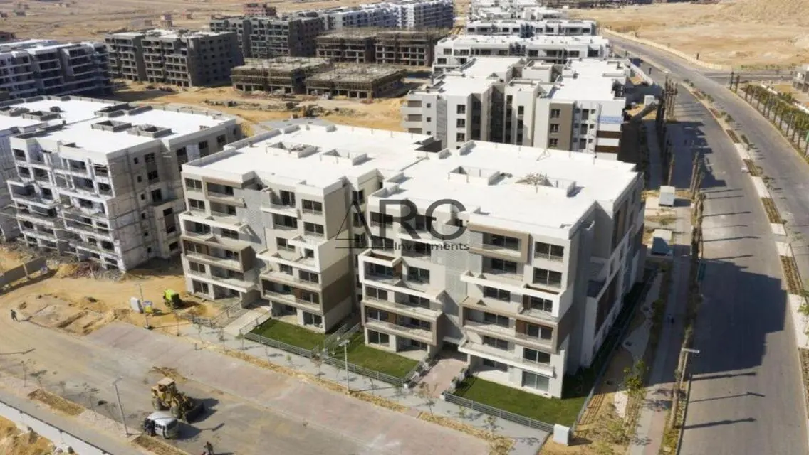 Apartment fully finished 3beds direct on lagoon