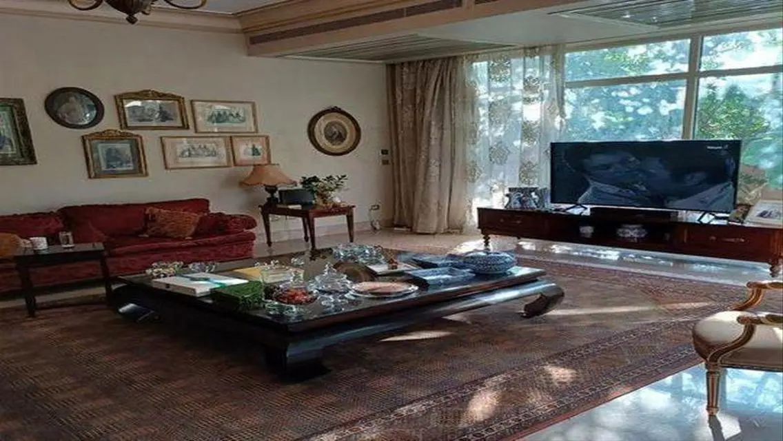 فيله للايجار سوان ليك مفروشه بالكامل