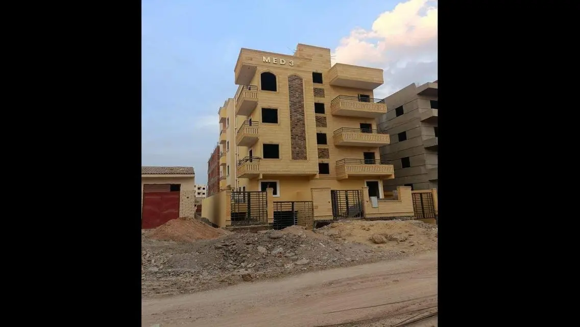 بمقدم750الف واقساط على3سنوات شقه بحدائق اكتوبر155م
