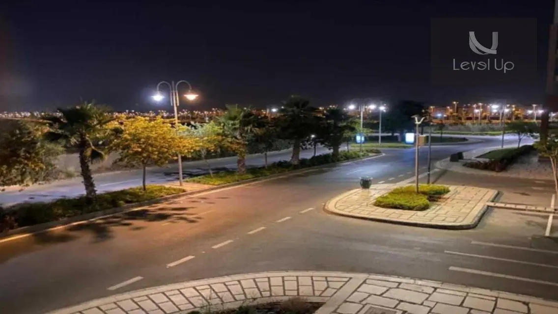 شقة للبيع متشطبة بمقدم أقل في b8 مدينتي