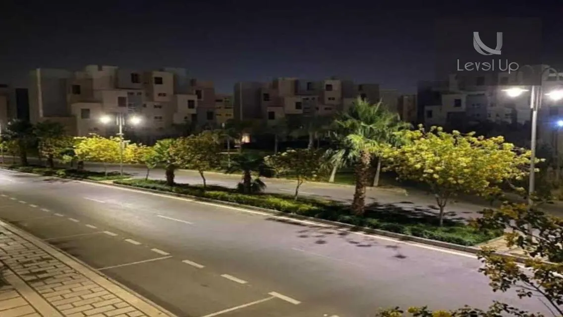 شقة للبيع متشطبة بمقدم أقل في b8 مدينتي