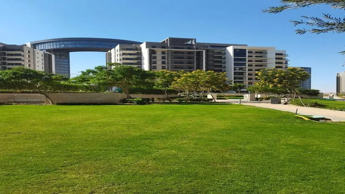 Resale 102m RTM- FF 9th floor in ZED ready to move