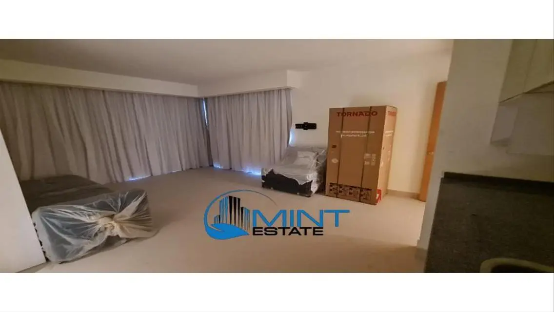 شاليه ارضي بحديقة للبيع في مراسي