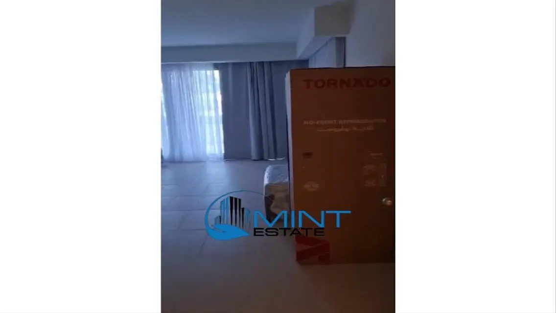 شاليه ارضي بحديقة للبيع في مراسي