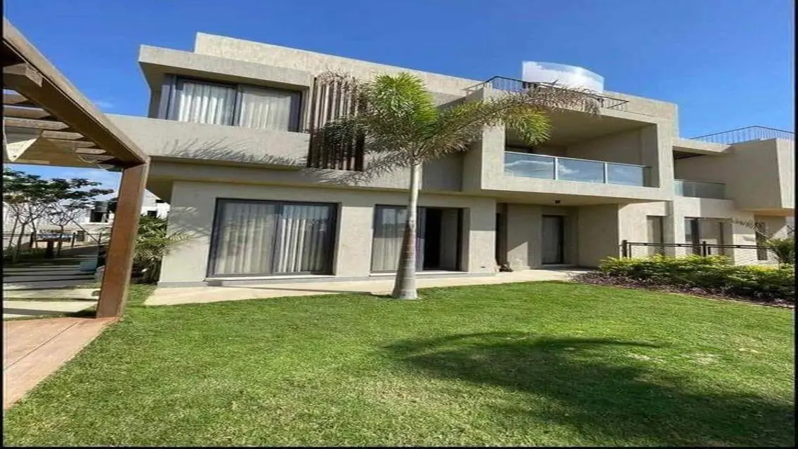 Stunning Villa Move in Instantly in ETATES