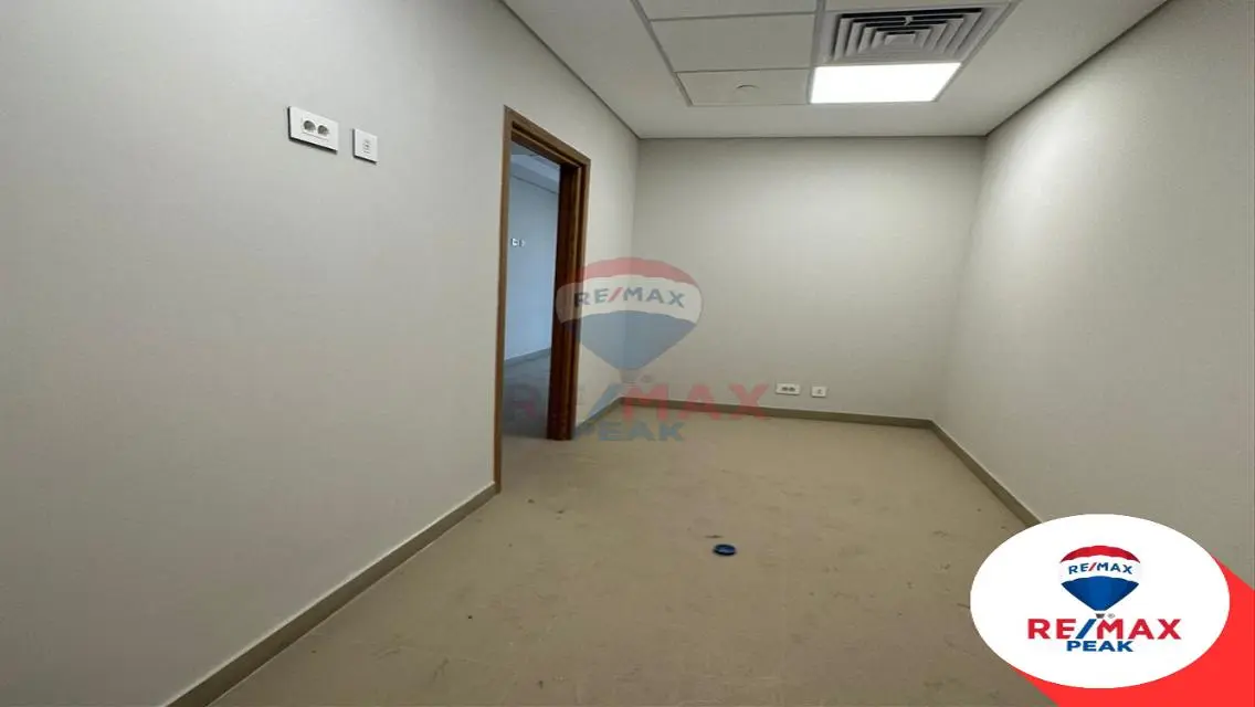 Sodic Medical District Clinic For Rent 57m