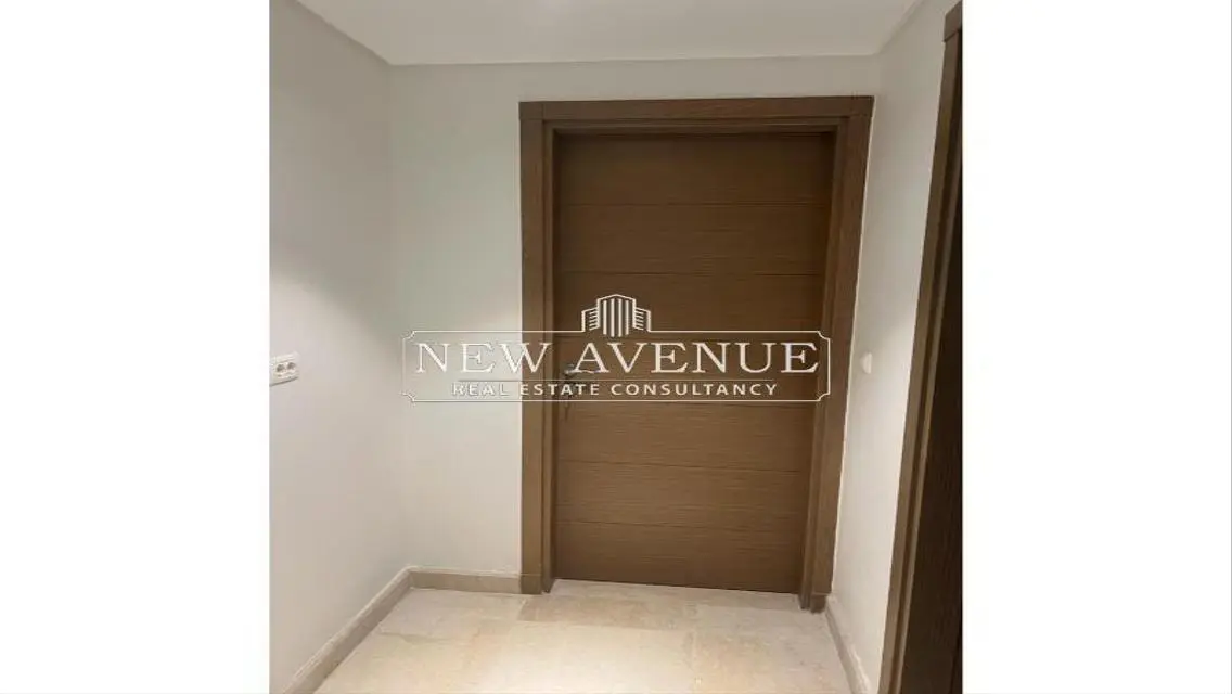 4 Bedrooms fully finished on Boulevard main view