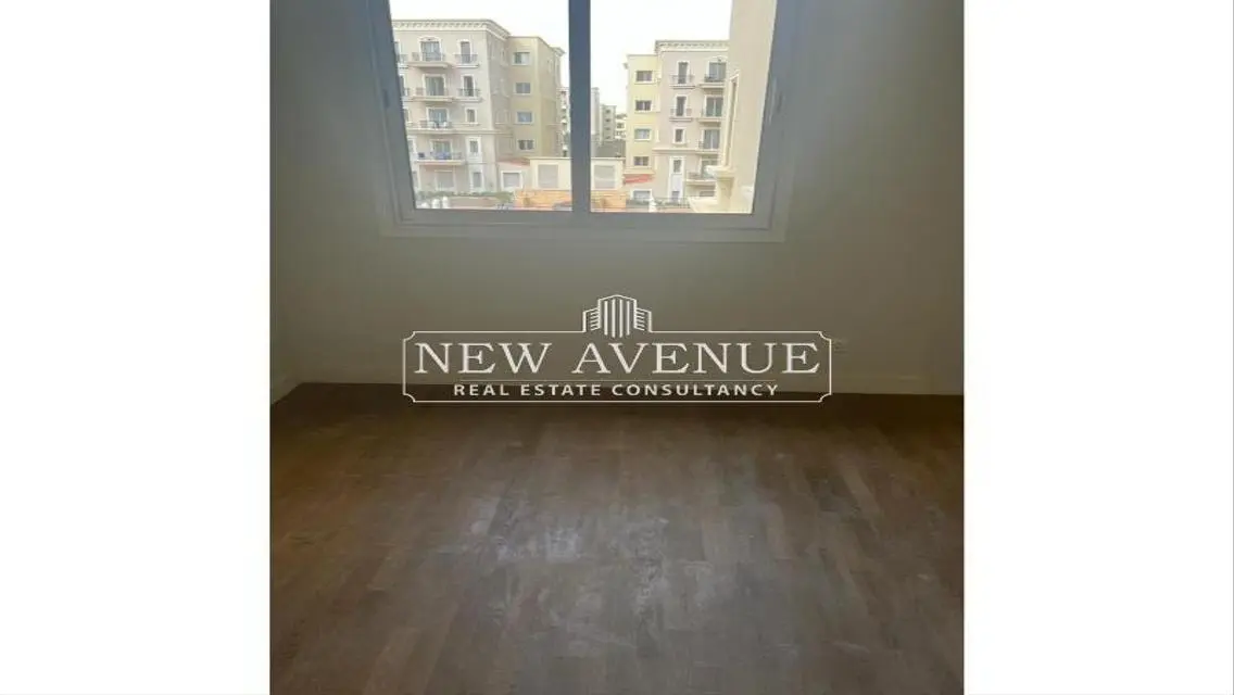 4 Bedrooms fully finished on Boulevard main view