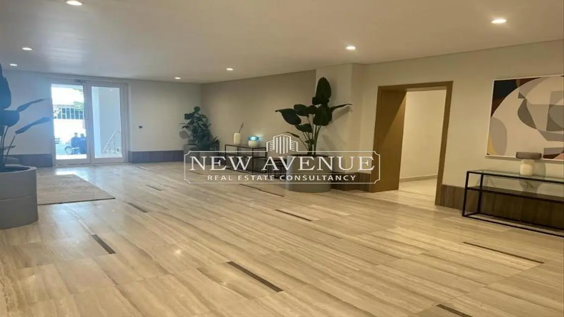4 Bedrooms fully finished on Boulevard main view