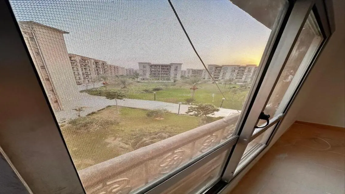 Apartment 162 meters for rent, including maintenan