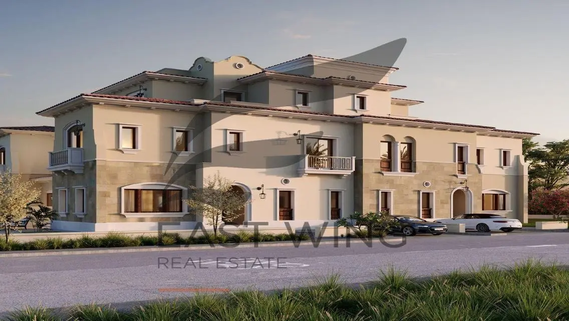 Luxurious Villa with Private Garden and Maid Room