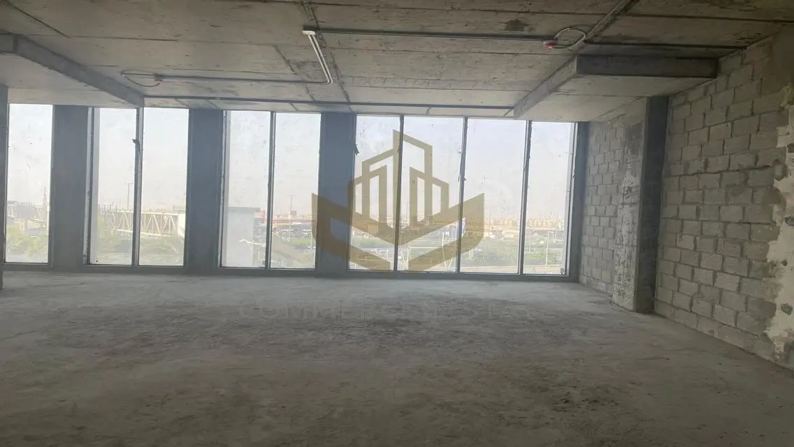 Commercial Space Available in Prime Location