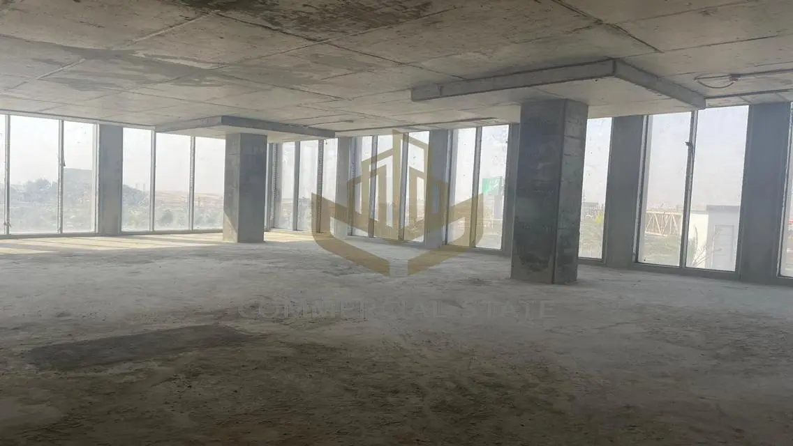 Commercial Space Available in Prime Location