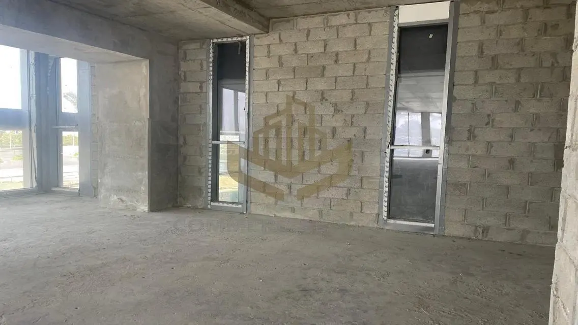 Commercial Space Available in Prime Location