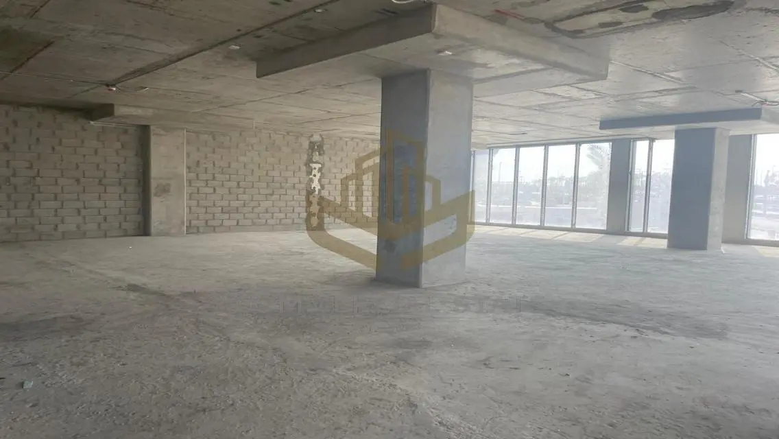 Commercial Space Available in Prime Location