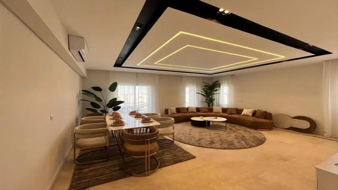 furnished Apartment 191m rent mivida boulevard