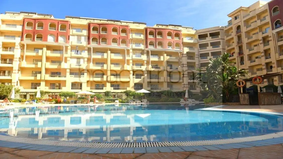 Florenza Khamsin: Prime Location &amp; Exceptional Ser