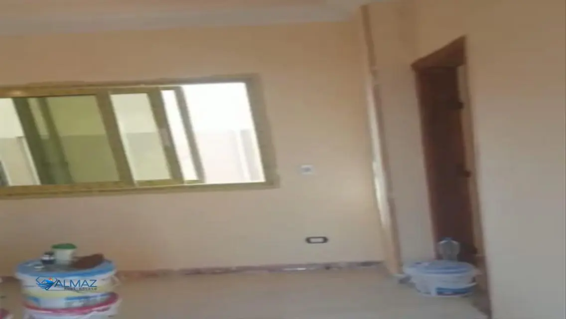 Roof for rent in Banfsaj 12 in first Settlement
