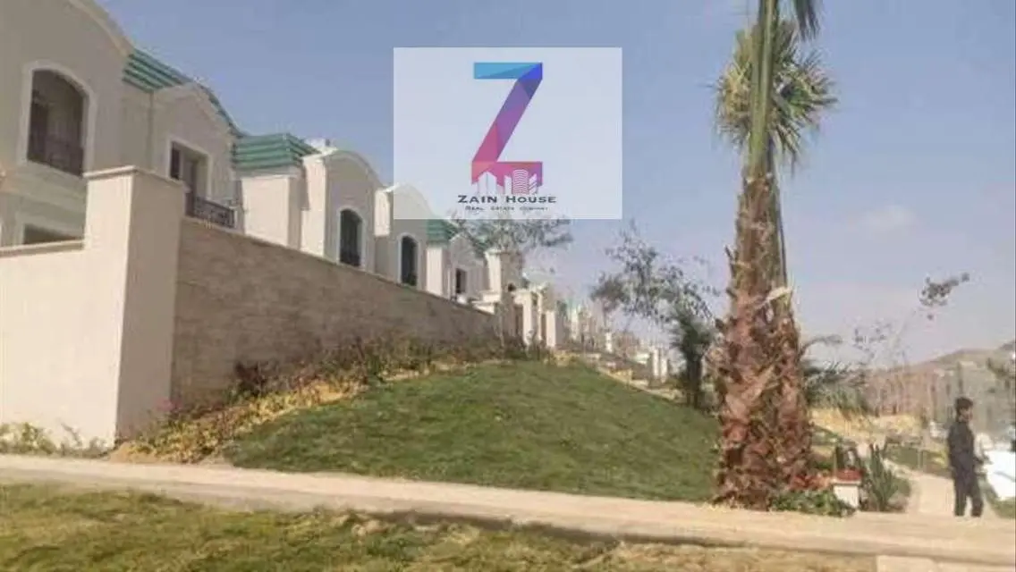 Twin apartment for sale in Lavenir Mostakbal City