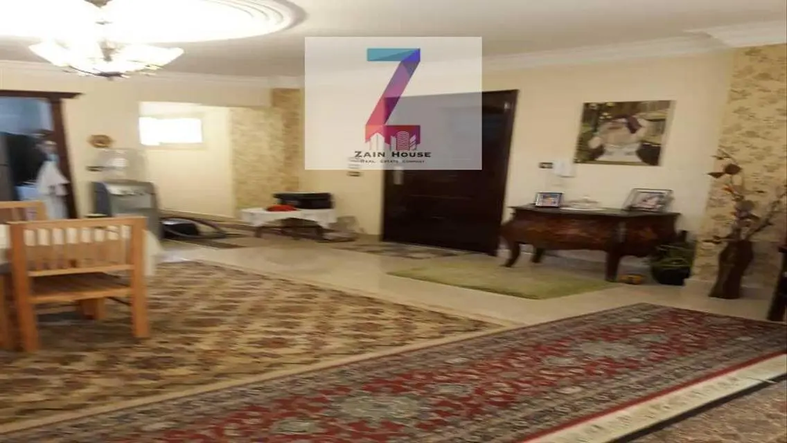 Duplex for sale in the Second District, Fifth Dist