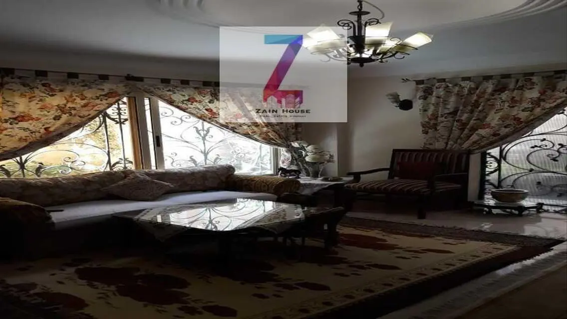 Duplex for sale in the Second District, Fifth Dist