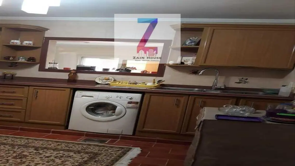 Duplex for sale in the Second District, Fifth Dist