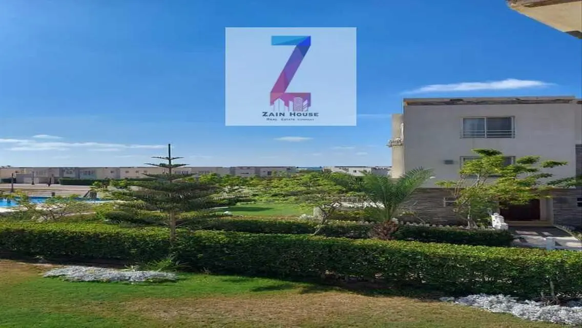Ground duplex with garden, furnished