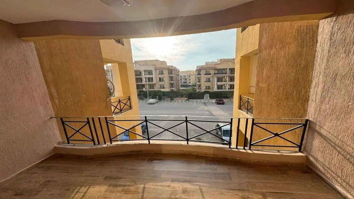 Stunning Villa for Sale with Spacious Layout and Beautiful Views