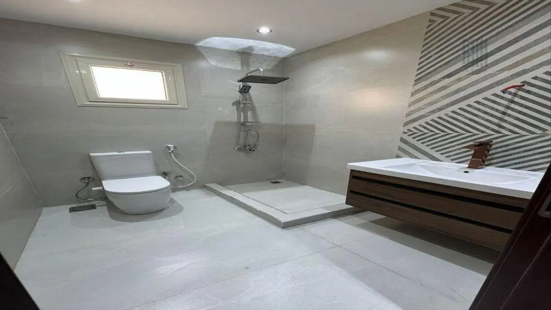 Stunning Villa for Sale with Spacious Layout and Beautiful Views
