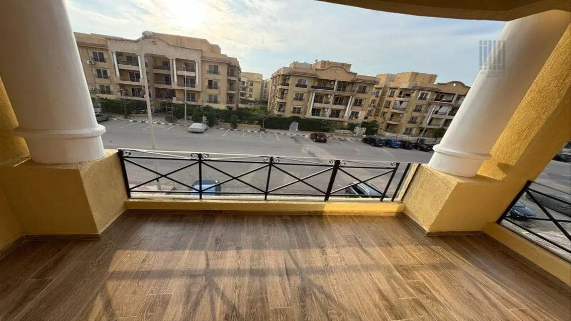 Stunning Villa for Sale with Spacious Layout and Beautiful Views