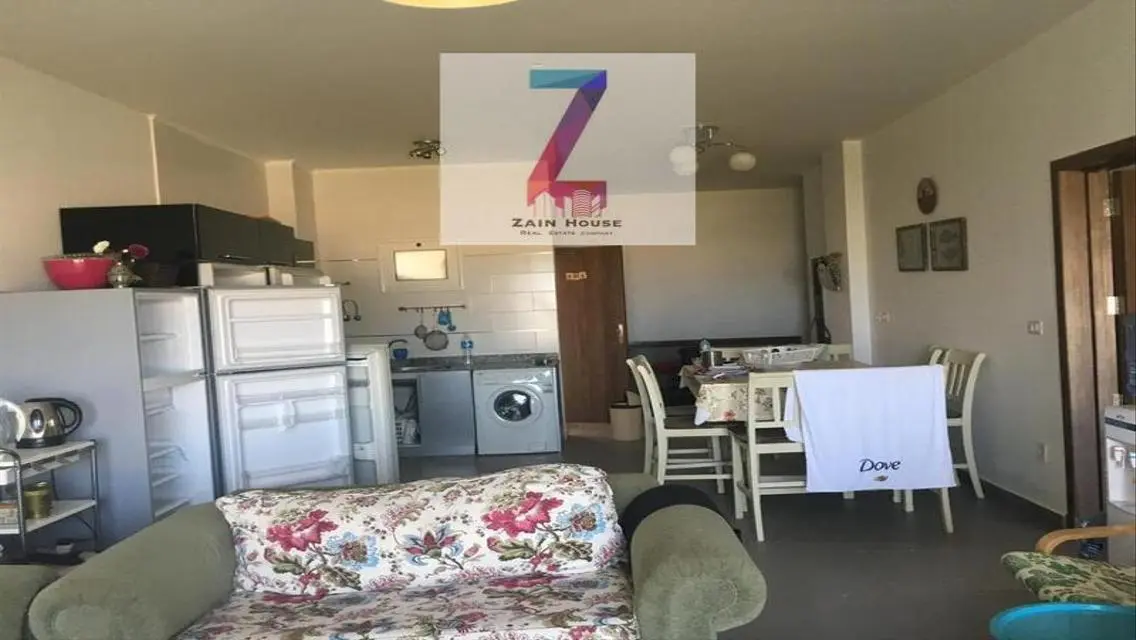 For sale, first floor chalet in Amwaj on the sea