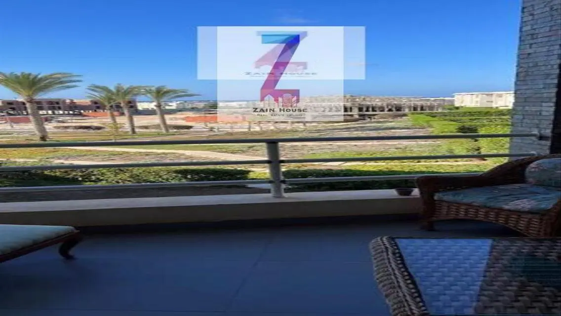 For sale, first floor chalet in Amwaj on the sea