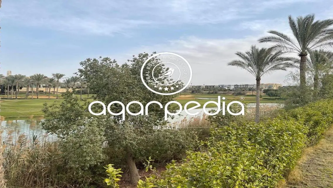 فيلا للبيع في قطامية ديونز - فيو  الجولف والبحيرة