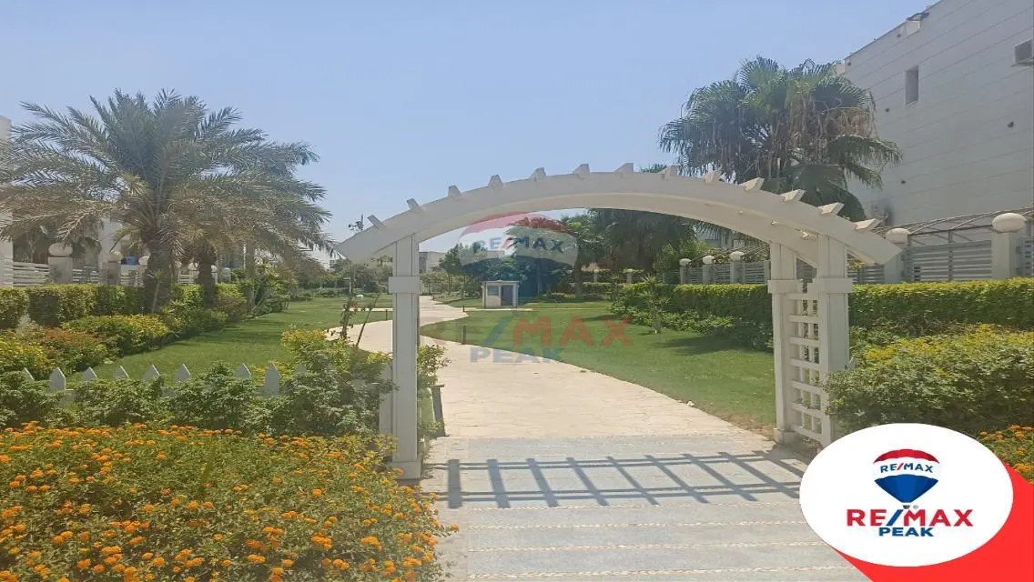 Cleopatra Square Compound Cleo Villa For Sale 325m