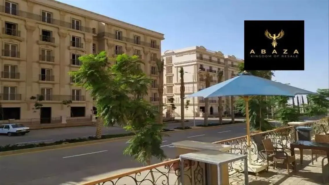 شقه لقطه للبيع في هايد بارك بالمطبخ و التكييفات