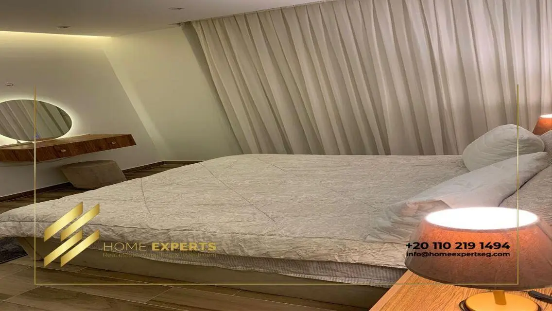 Furnished apartment for rent in Azad Compound