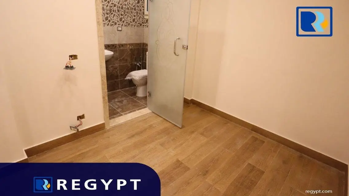 دور ارضى رائع للايجار بدجلة المعادي
