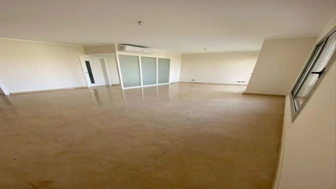 Super luxury apartment prime view in Palm Parks