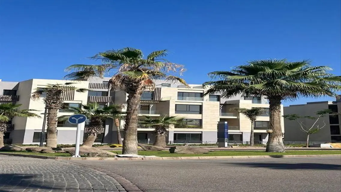 Super luxury apartment prime view in Palm Parks