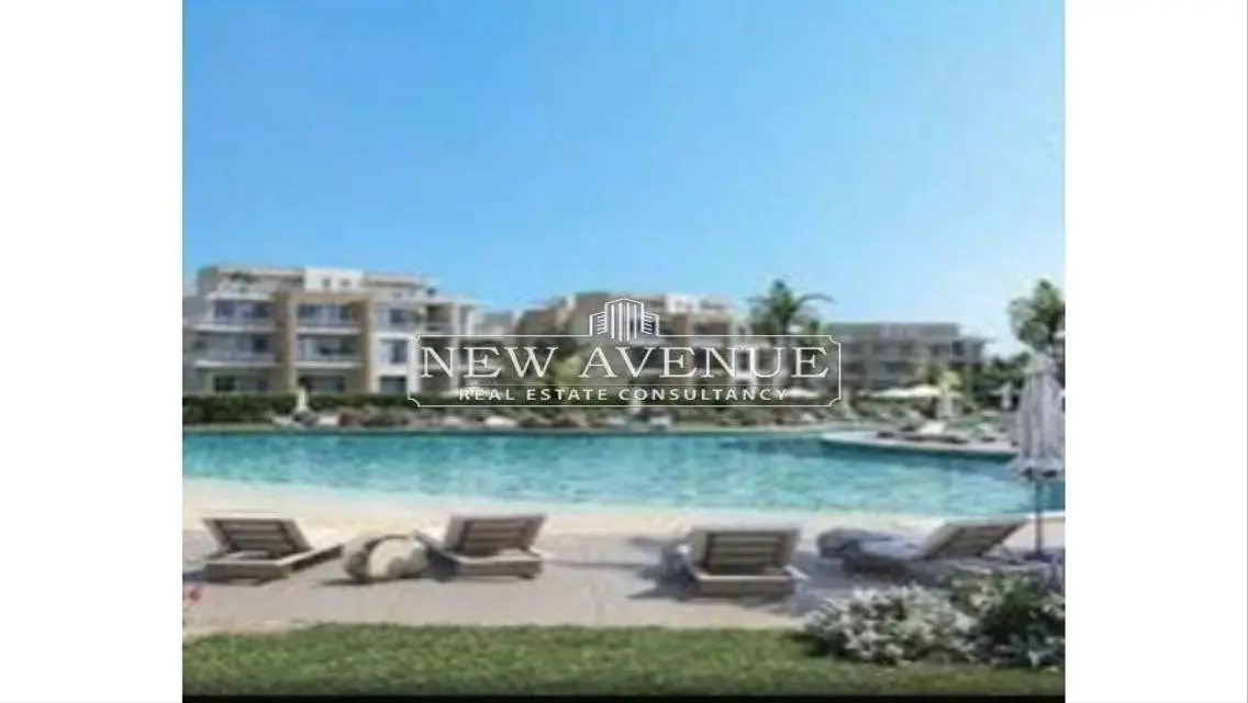 Chalet with garden - lagoon view - in Seashore