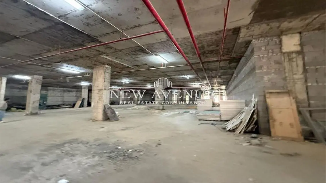 Retail For Rent 3500M Prime Location-El SheikhZayed