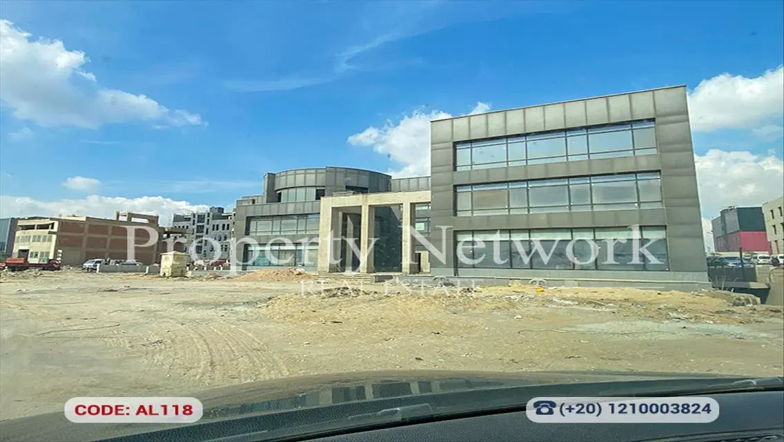 Administrative Building for Rent ,9004 m² New Cair