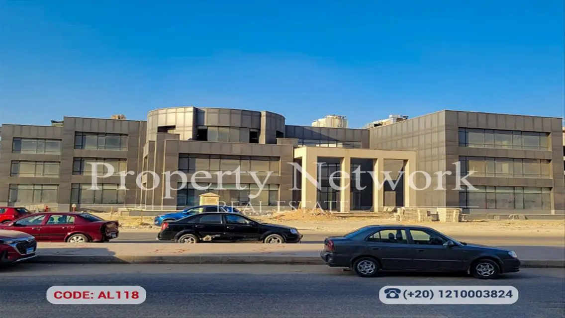 Administrative Building for Rent ,9004 m² New Cair