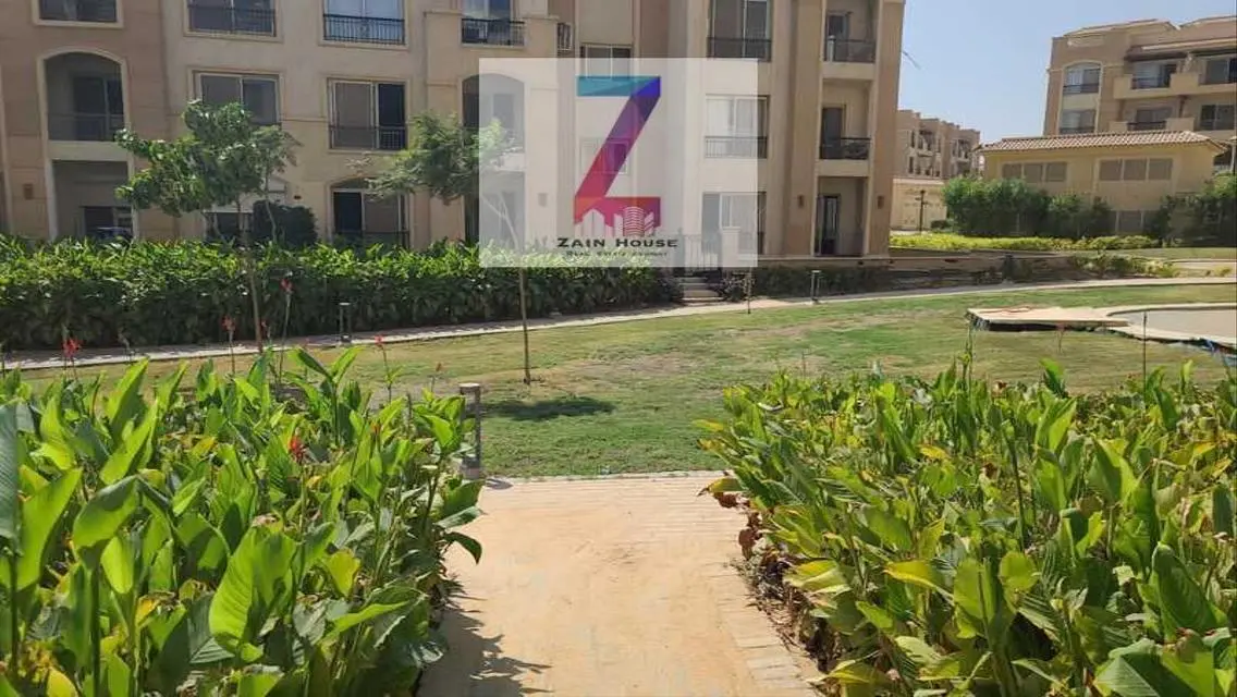 For sale, first floor apartment without finishing