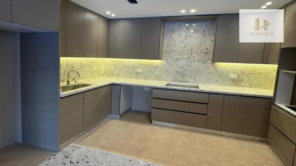 Spacious 230 sqm Apartment for Sale at 85,000 EGP