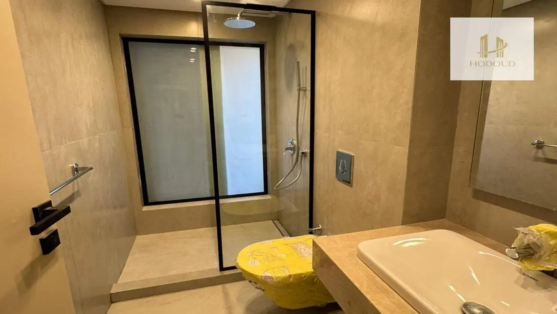 Spacious 230 sqm Apartment for Sale at 85,000 EGP