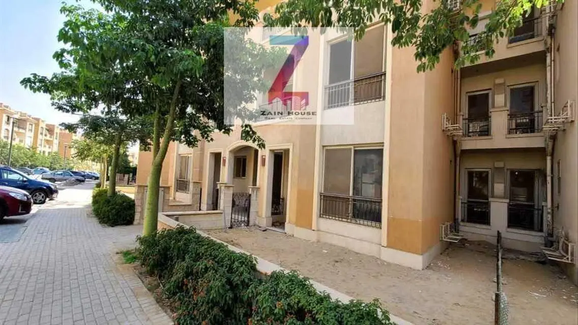 For sale, first floor apartment without finishing