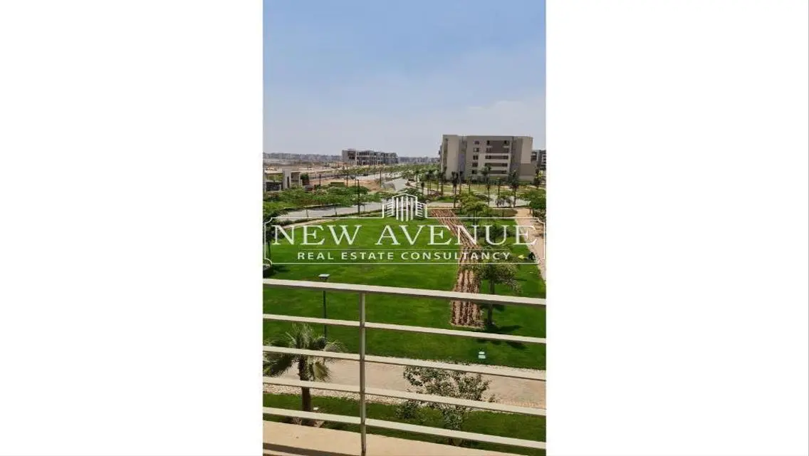 Apartment for sale in Capital gardens Palm Hills