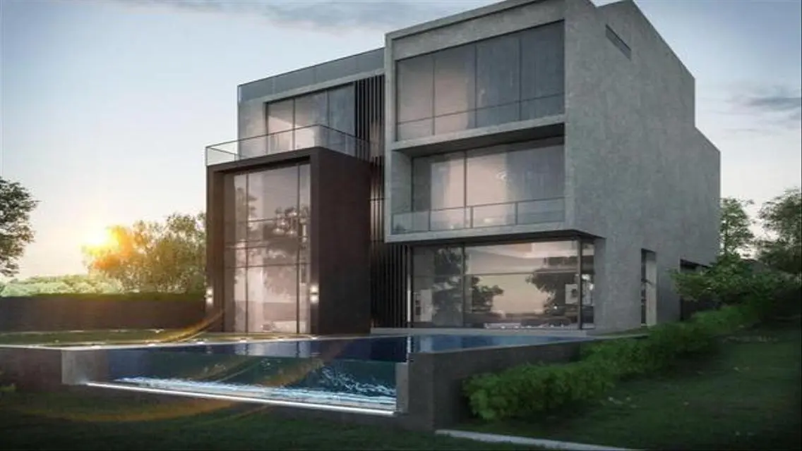 Luxury Apartment with Stunning Lake Views